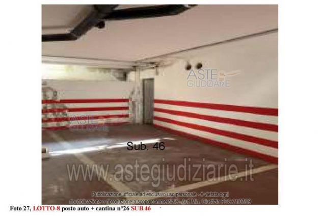 locale commerciale in vendita ad Oristano