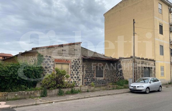 casa indipendente in vendita ad Oristano