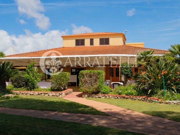 casa indipendente in vendita ad Oristano in zona Torre Grande