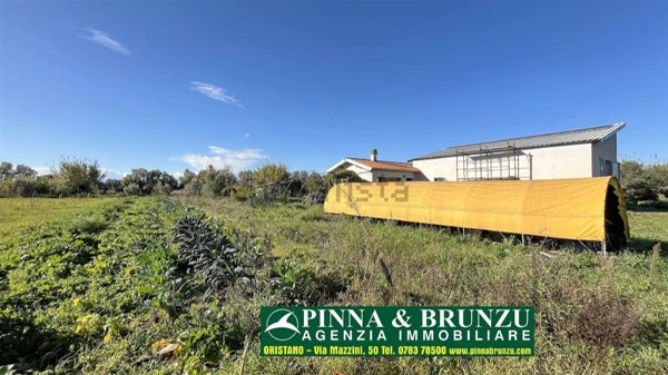 appartamento in vendita ad Oristano in zona Nuraxinieddu