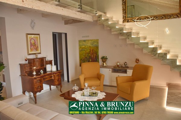 casa indipendente in vendita ad Oristano