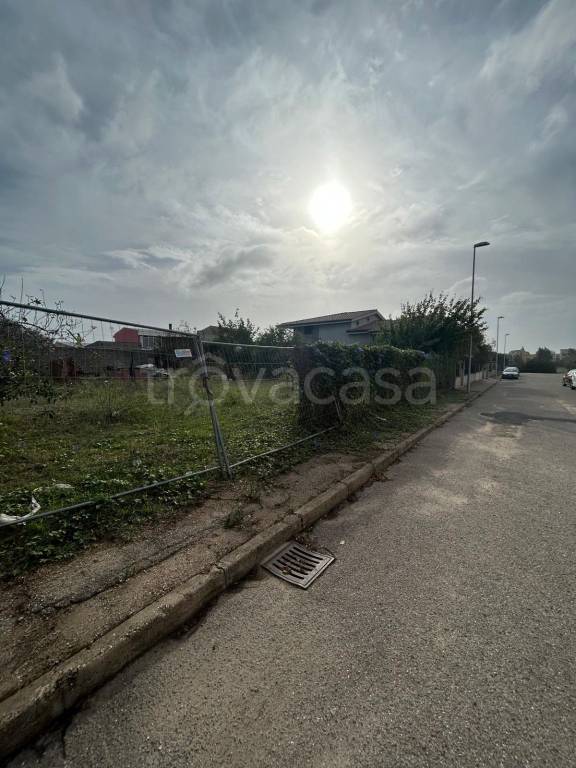 casa indipendente in vendita ad Oristano in zona Donigala