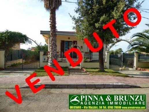 casa indipendente in vendita ad Oristano