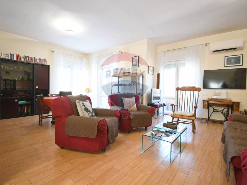 appartamento in vendita ad Oristano in zona Centro storico