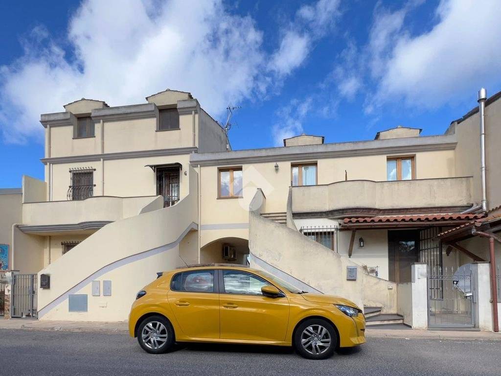 appartamento in vendita ad Oristano in zona Donigala