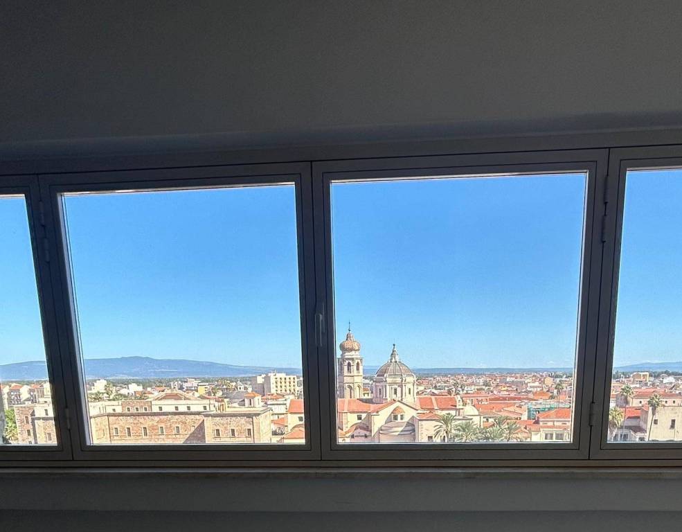 appartamento in vendita ad Oristano in zona Centro storico