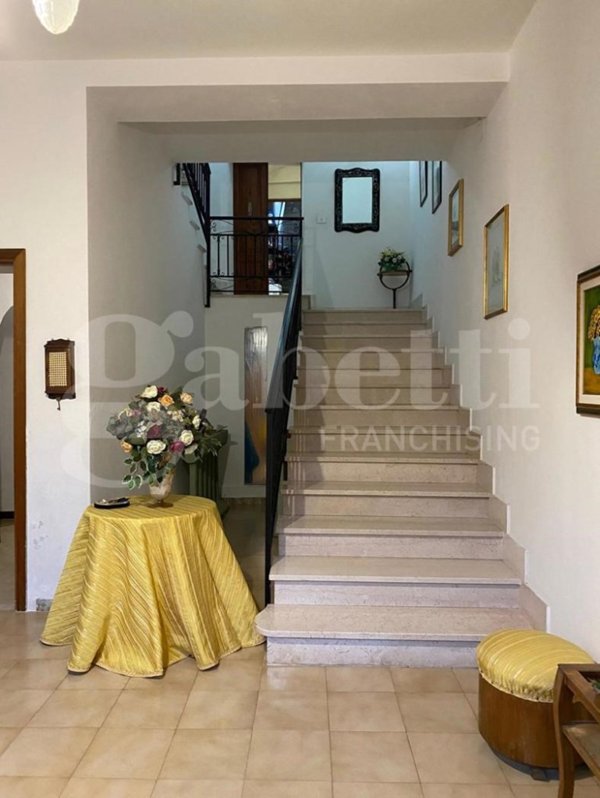 casa indipendente in vendita ad Oristano