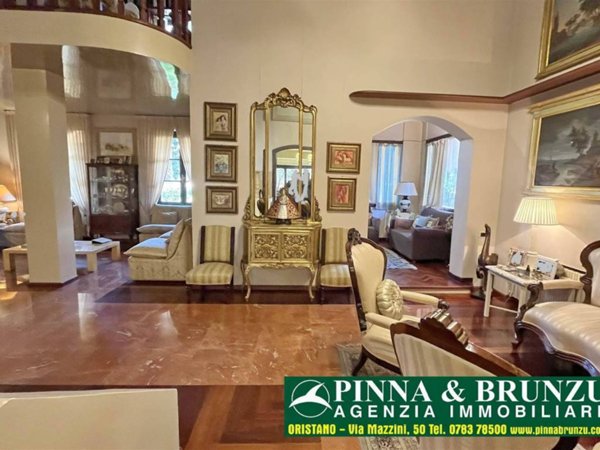 casa indipendente in vendita ad Oristano