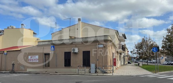 casa indipendente in vendita ad Oristano