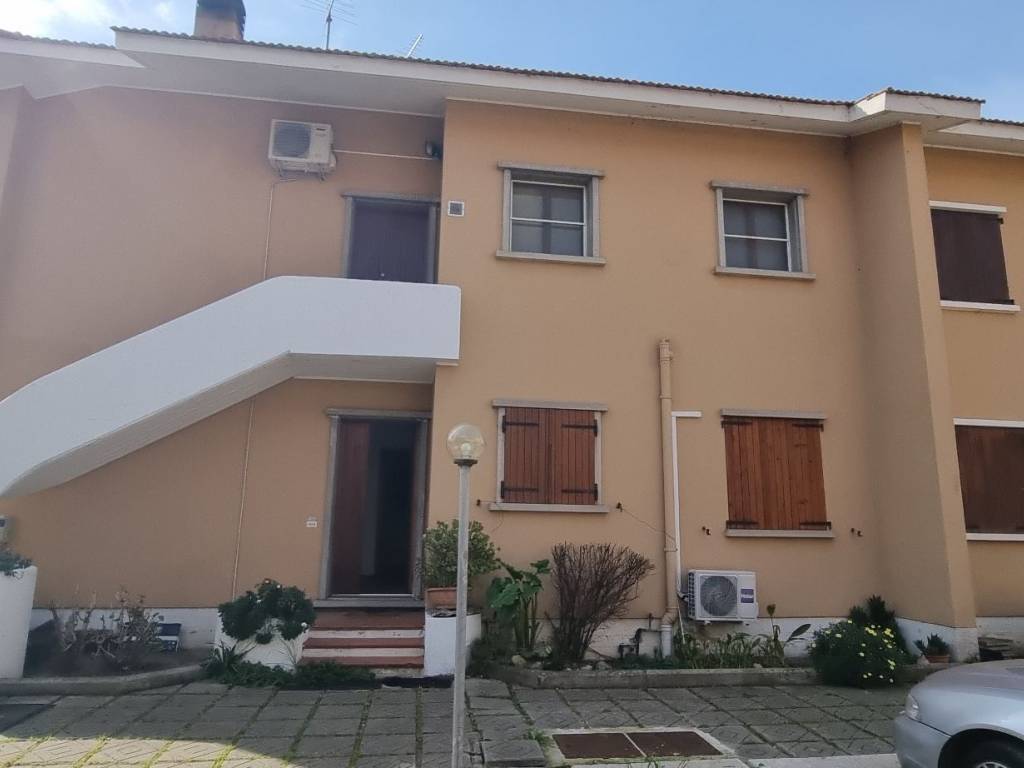 appartamento in vendita ad Oristano in zona Centro storico