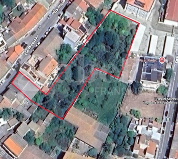 terreno edificabile in vendita ad Oristano in zona Centro storico