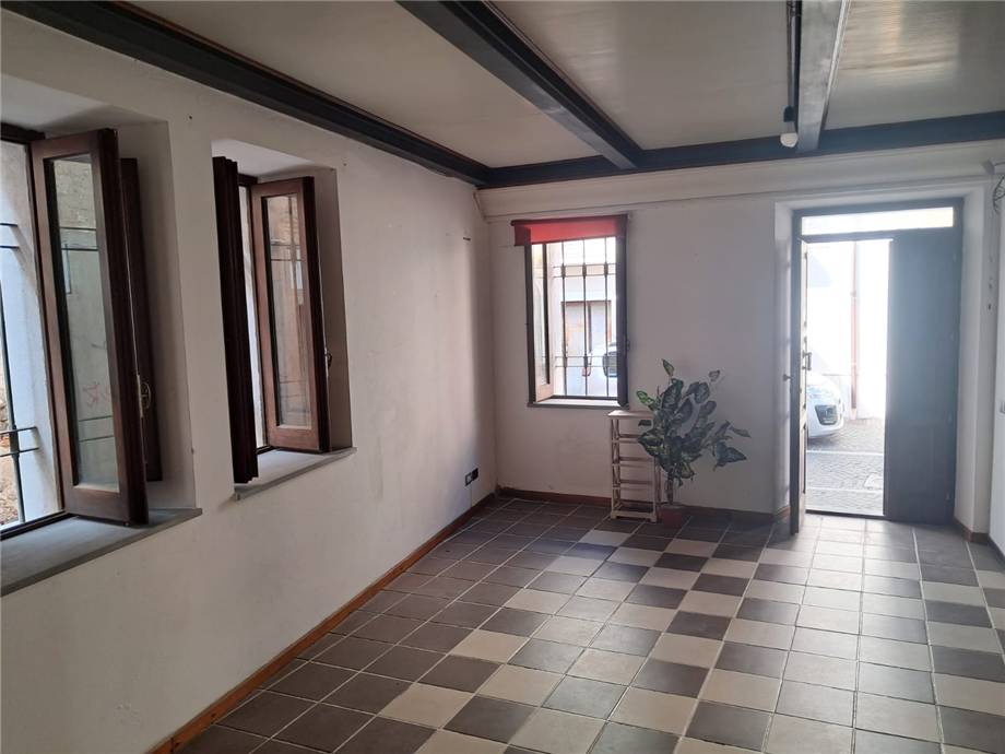 casa indipendente in vendita ad Oristano in zona Centro storico