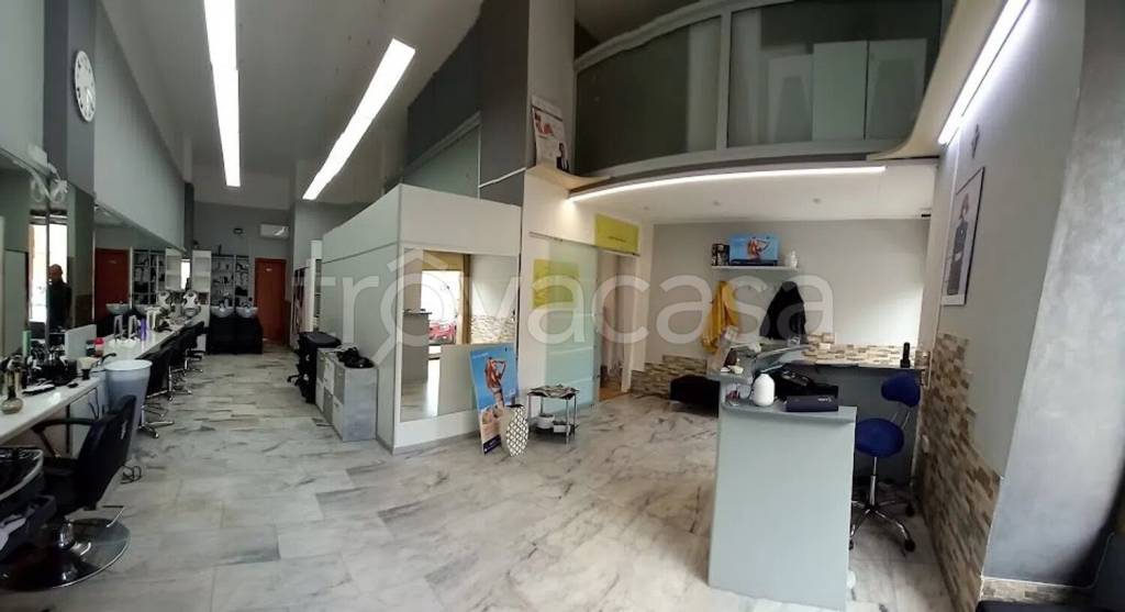 negozio in vendita ad Oristano