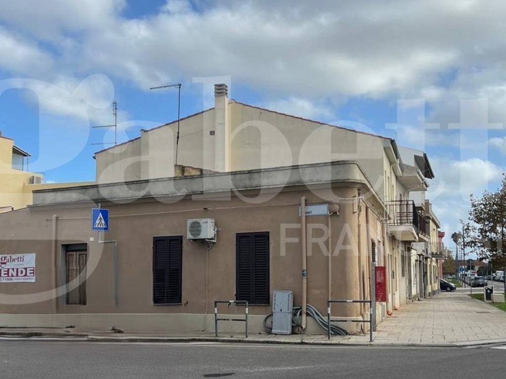 casa indipendente in vendita ad Oristano