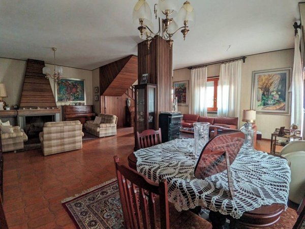 casa indipendente in vendita ad Oristano