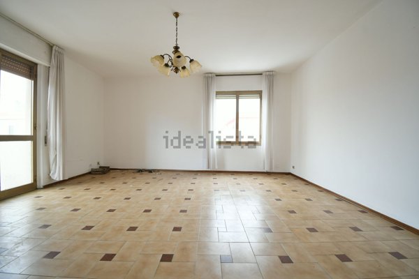 casa indipendente in vendita ad Oristano