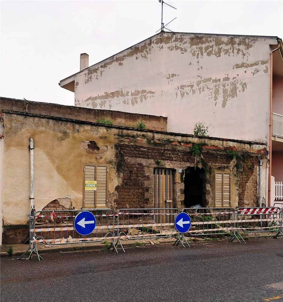 casa indipendente in vendita ad Oristano