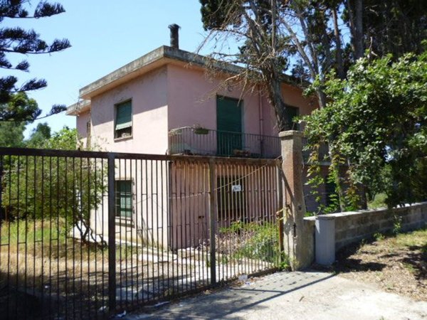 casa indipendente in vendita ad Oristano