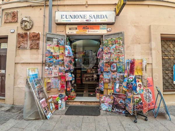 negozio in vendita ad Oristano in zona Centro storico