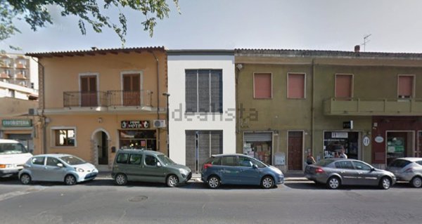 casa indipendente in vendita ad Oristano in zona Centro storico