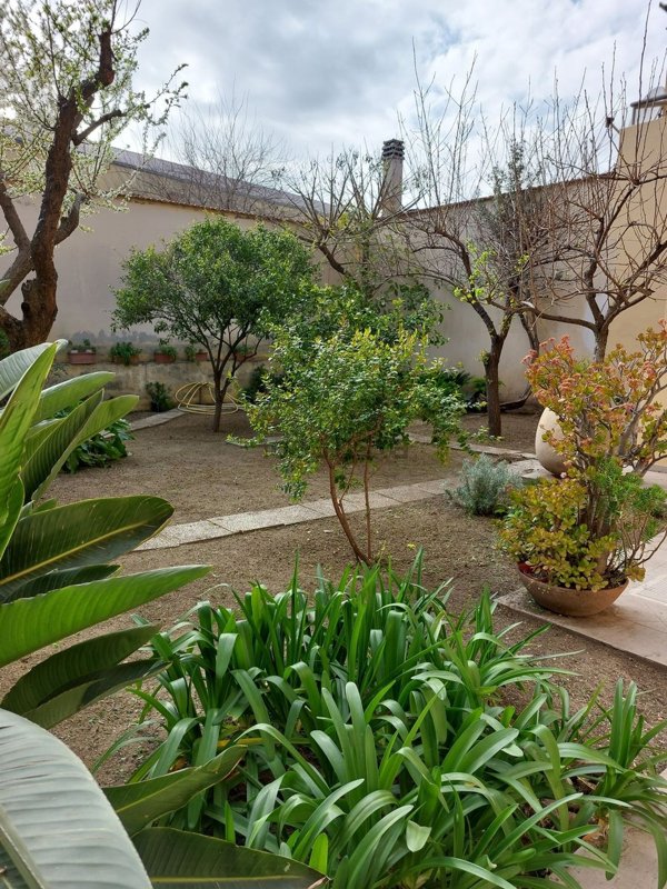 appartamento in vendita ad Oristano in zona Centro storico