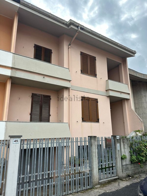 casa indipendente in vendita ad Oristano