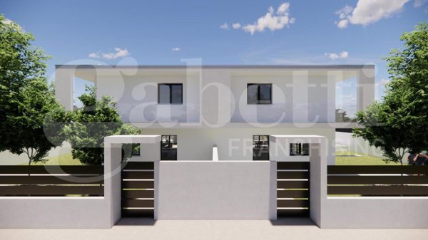 casa indipendente in vendita ad Oristano in zona Centro storico