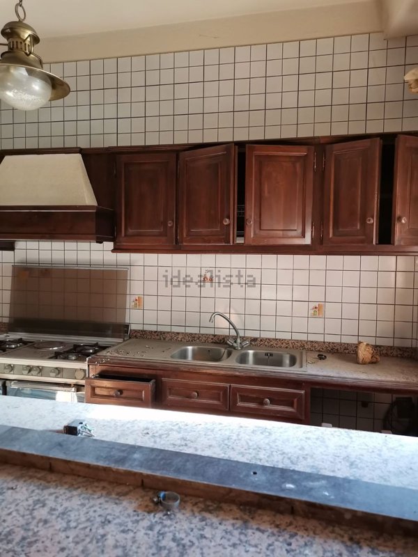 locale commerciale in vendita ad Oristano in zona Centro storico