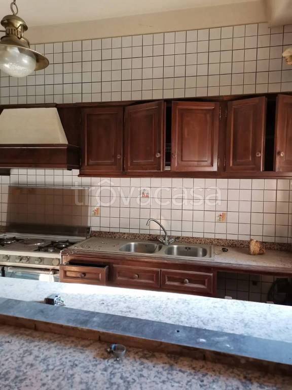 locale commerciale in vendita ad Oristano in zona Centro storico