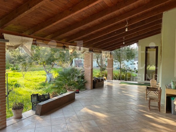 casa indipendente in vendita ad Oristano in zona Donigala