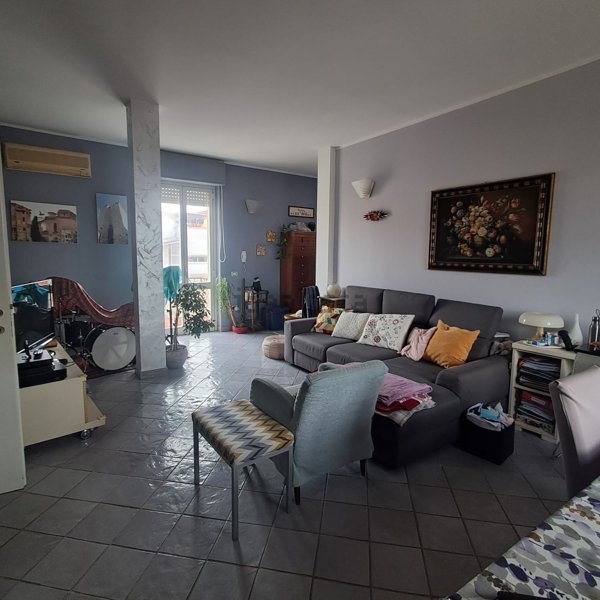 appartamento in vendita ad Oristano in zona Centro storico