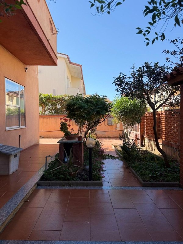 casa semindipendente in vendita ad Oristano