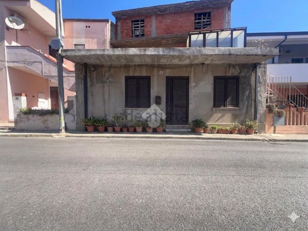 casa indipendente in vendita ad Oristano in zona Sili