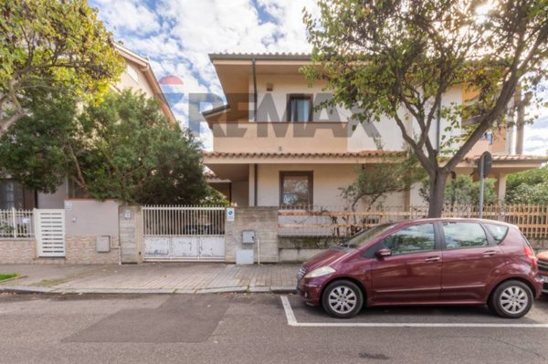 casa indipendente in vendita ad Oristano