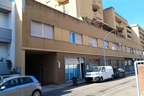 casa indipendente in vendita ad Oristano in zona Centro storico