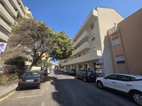 locale commerciale in vendita ad Oristano in zona Centro storico