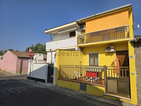 casa indipendente in vendita ad Oristano in zona Donigala