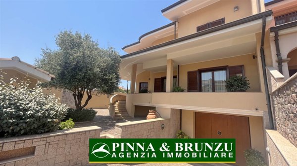 casa indipendente in vendita ad Oristano