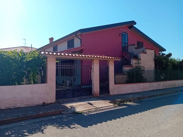 casa indipendente in vendita a Riola Sardo