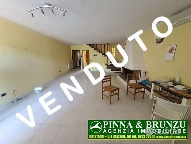 casa indipendente in vendita a Santa Giusta