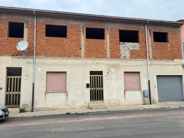 casa indipendente in vendita a Santa Giusta