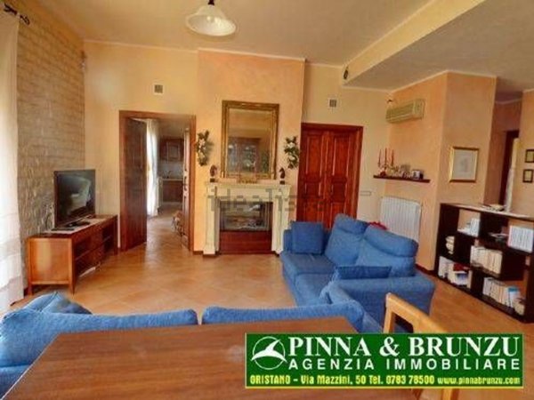 casa indipendente in vendita a Santa Giusta