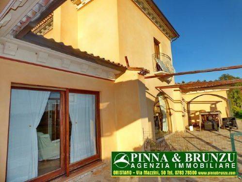 casa indipendente in vendita a Santa Giusta