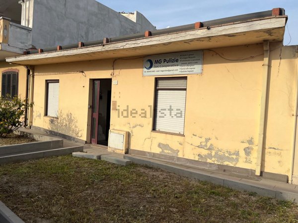 casa indipendente in vendita a Santa Giusta