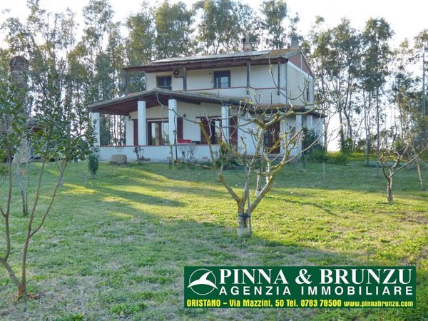 casa indipendente in vendita a Santa Giusta