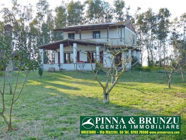casa indipendente in vendita a Santa Giusta