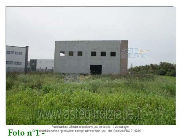 negozio in vendita a Santa Giusta