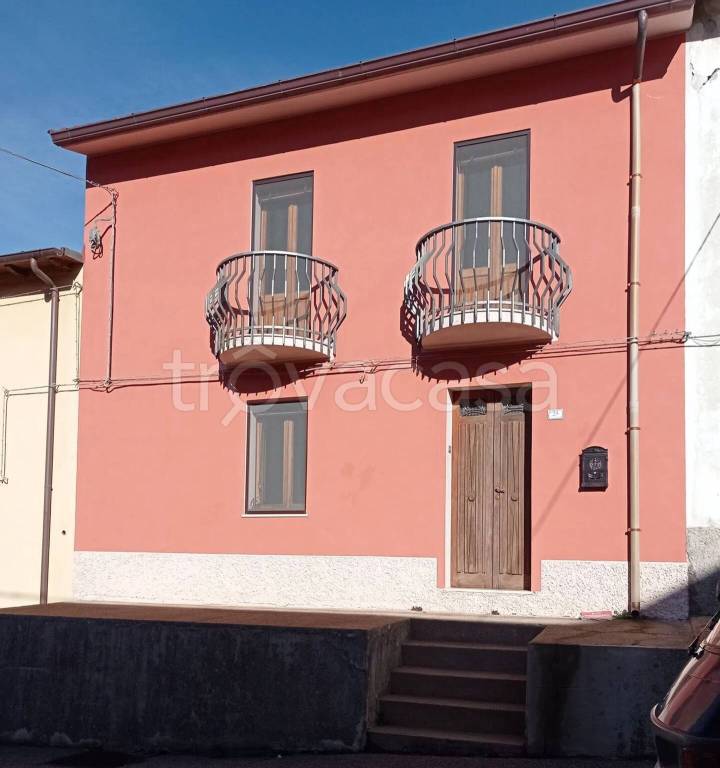 casa indipendente in vendita a Santu Lussurgiu