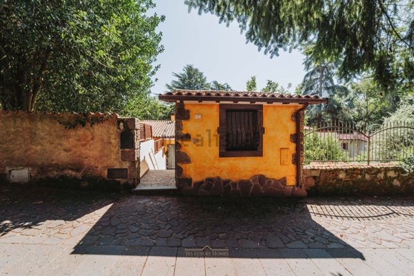 quadrivano in vendita a Santu Lussurgiu