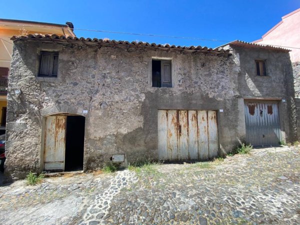 casa indipendente in vendita a Santu Lussurgiu